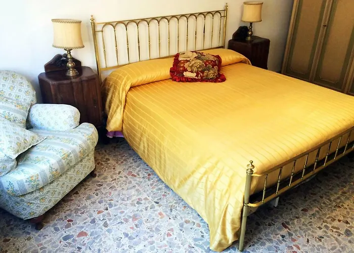 Manuela's Cozy Trastevere Appartement Rome