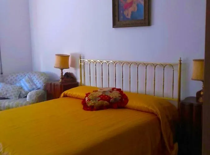 Manuela's Cozy Trastevere Appartement Rome